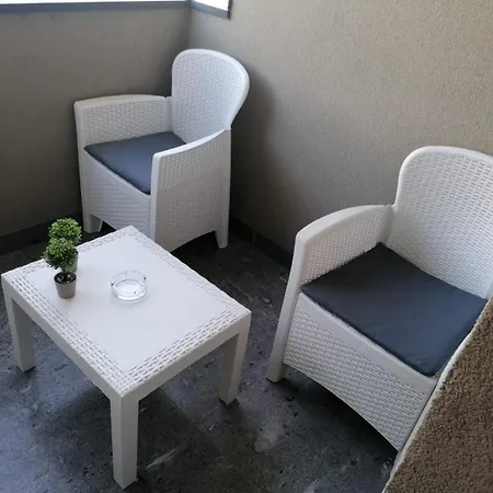 Apartment Nora *