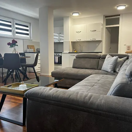 Nora Apartment